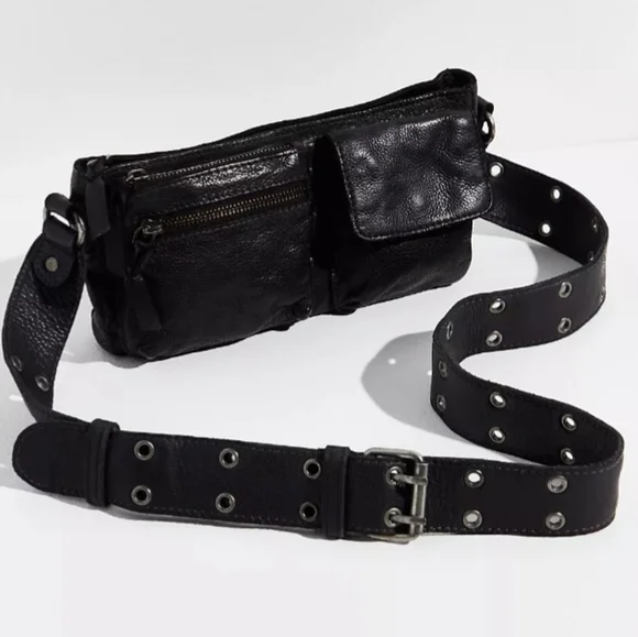 Free People Black Leather Crossbody Bag. Pouch. Fanny Bag.Size 11"×5". - Picture 3 of 11